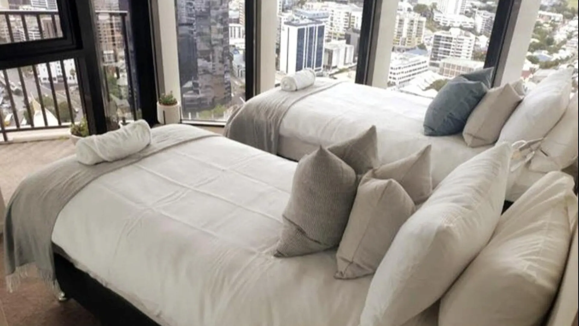 Executively Inspired - The Hutt Apartment Brisbane Australia