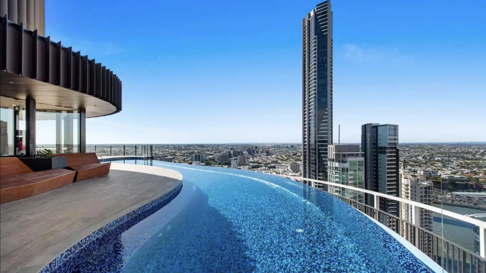 Executively Inspired - The Hutt Apartment Brisbane
